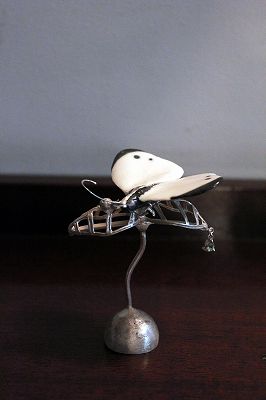 201107016d.jpg